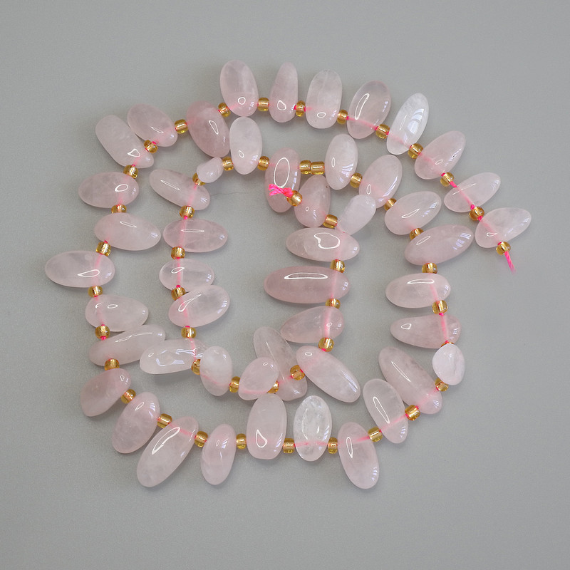Pink Quartz Beads, Butterfly-cut, 12-16x6 mm diameter, with 3 mm beads, 40 cm length, on thread