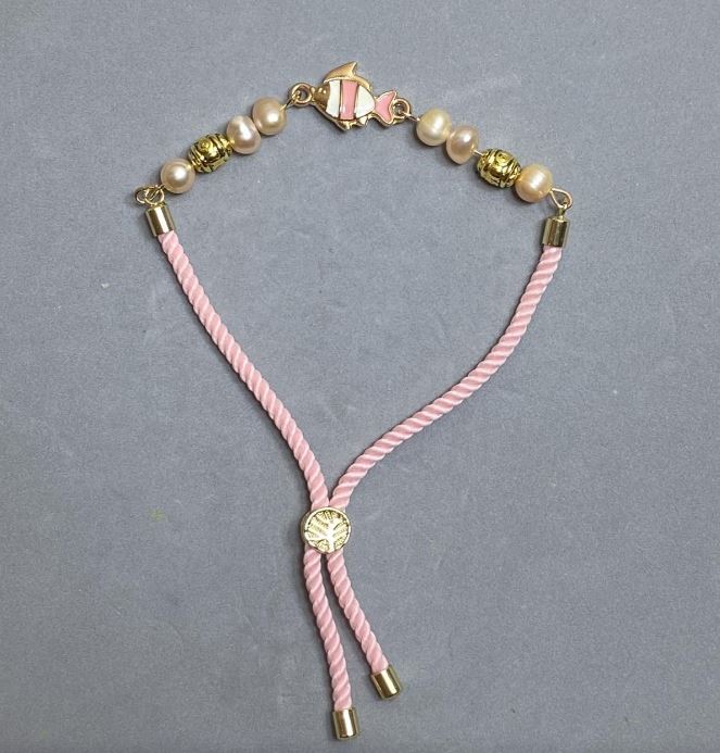 Браслет текстиль, діаметр 5, 5мм+- на затягувані Перли овал 6, 5х5, 5мм+- з металевими вставками золотистий метал