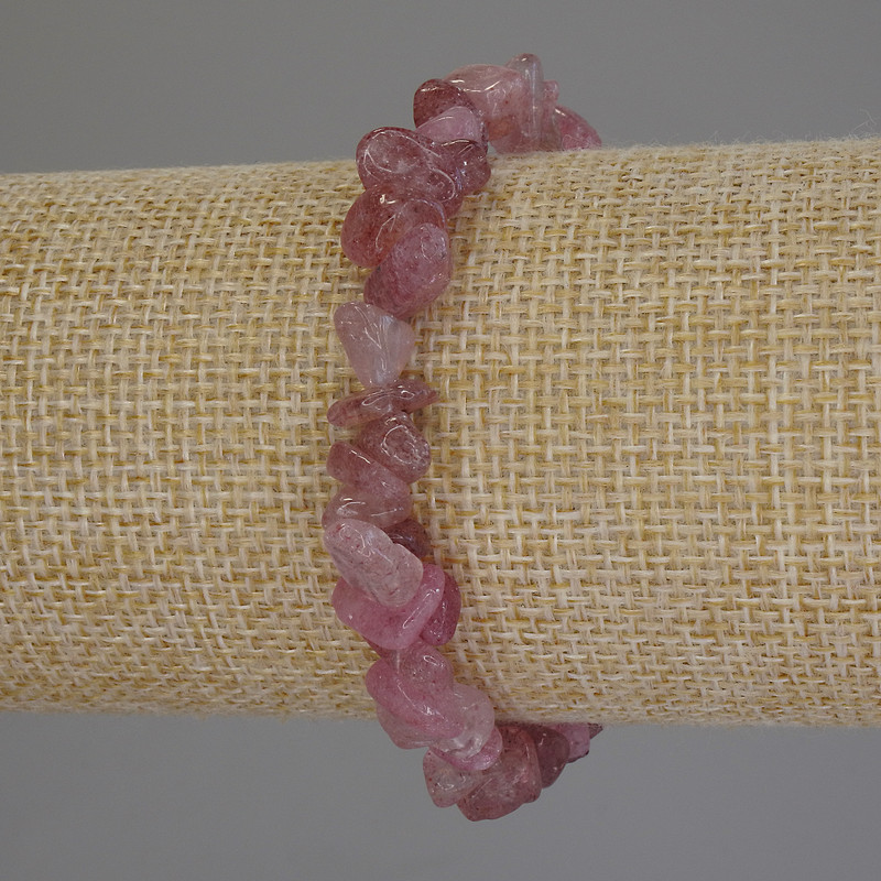 Браслет Полуничний кварц крихта, діаметр 8х3-5мм+-, довжина 18см+- стрейч