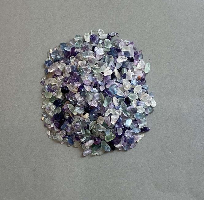Natural Fluorite Chip Without Hole 2-10x2-4 mm +- (per 100 g +-)