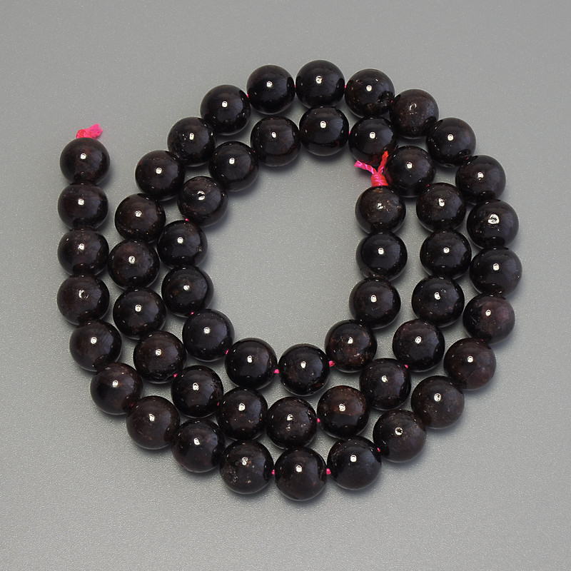 Garnet Beads, Smooth Round, 7.5 mm Diameter, 40 cm Length