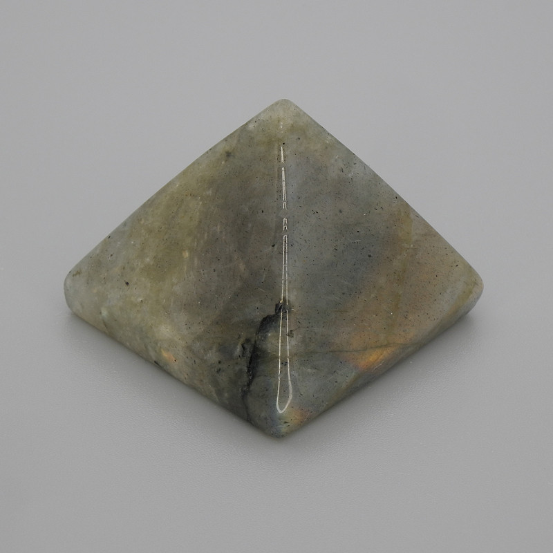 Pyramid souvenir Labradorite natural stone, 30×30 mm length, 25 mm width