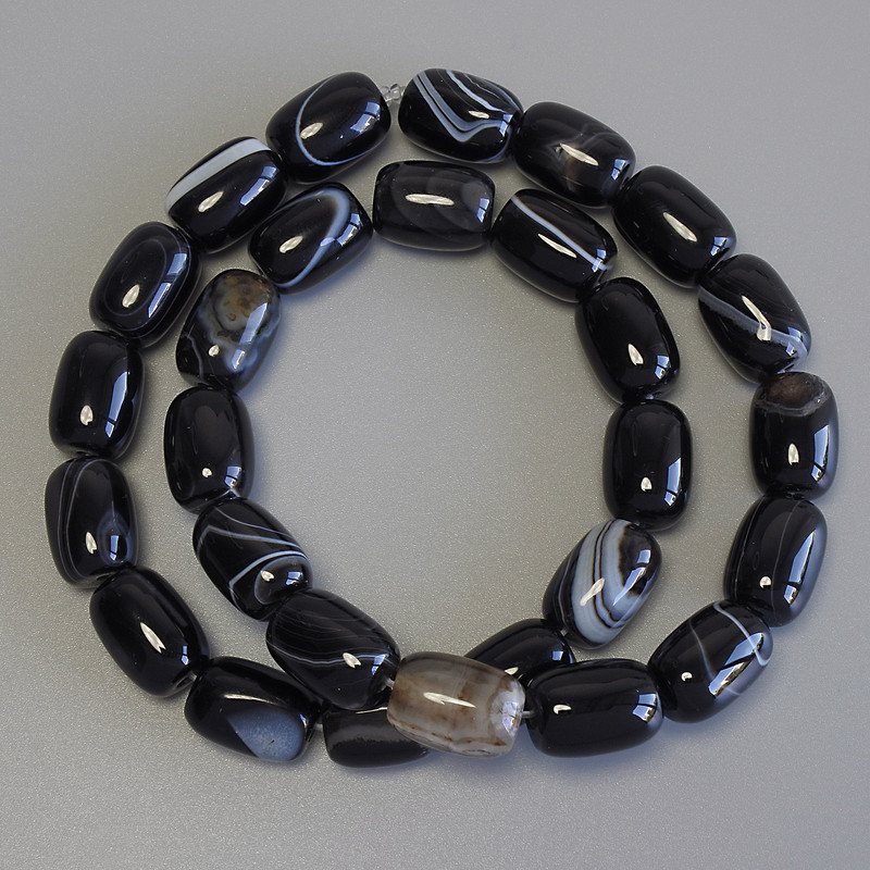 Agate Barrel Beads, 14x10 mm +/- on thread, length 38 cm