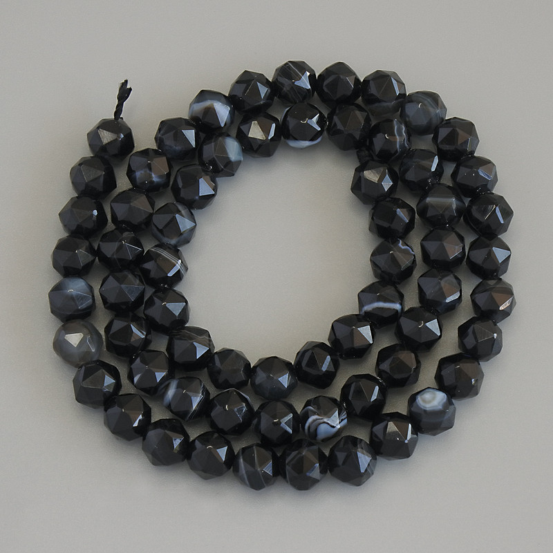 Agate Beads, Faceted, 6 mm Diameter, On a Thread, Length 36 cm