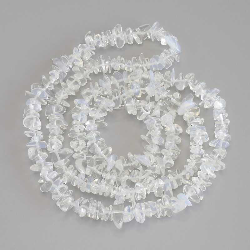 Moonstone and Rock Crystal Bead Chips, diameter 6-12×2-6 mm, length 80 cm on thread