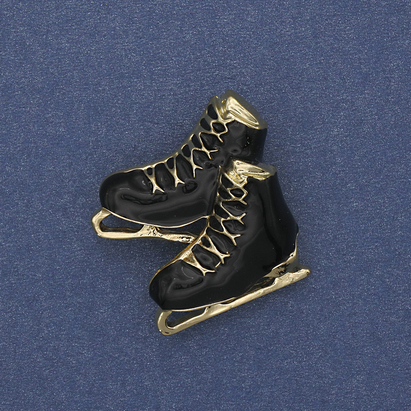 Skates brooch pendant with black enamel and gold-tone metal 23x32 mm+