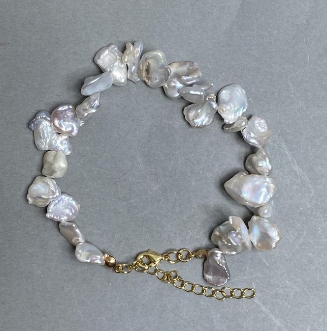 Baroque Pearl Bracelet, diameter 8–15×9–10 mm, length 19 cm, extension chain