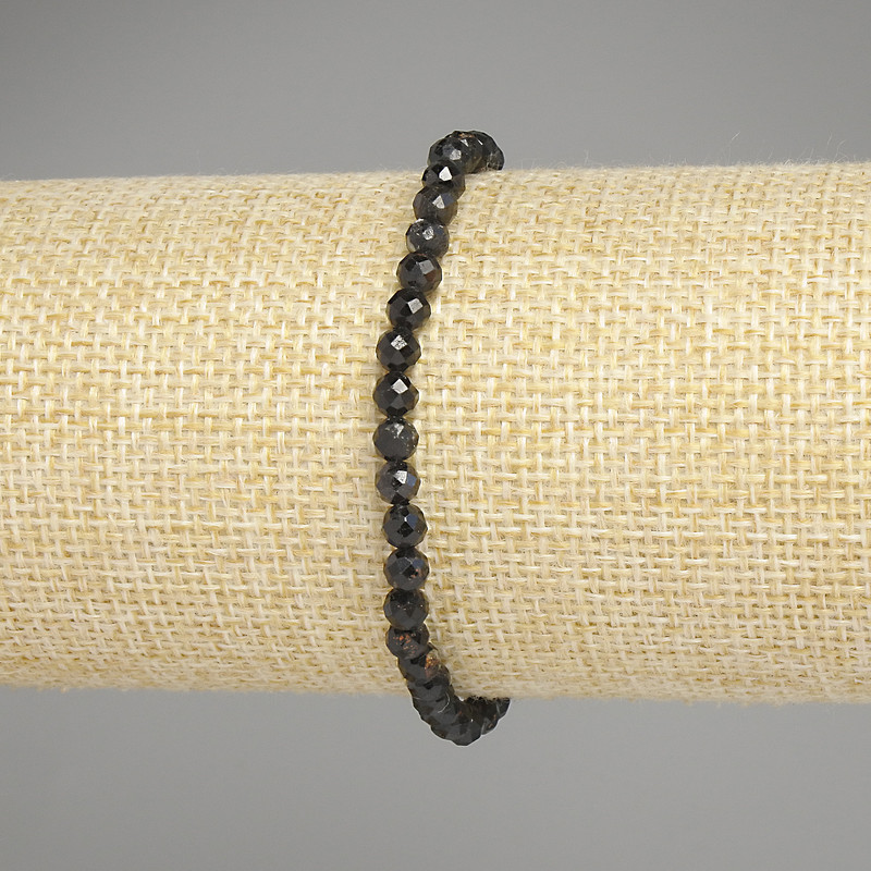 Tourmaline bracelet with faceted beads, 4 mm diameter, 18 cm length, stretch