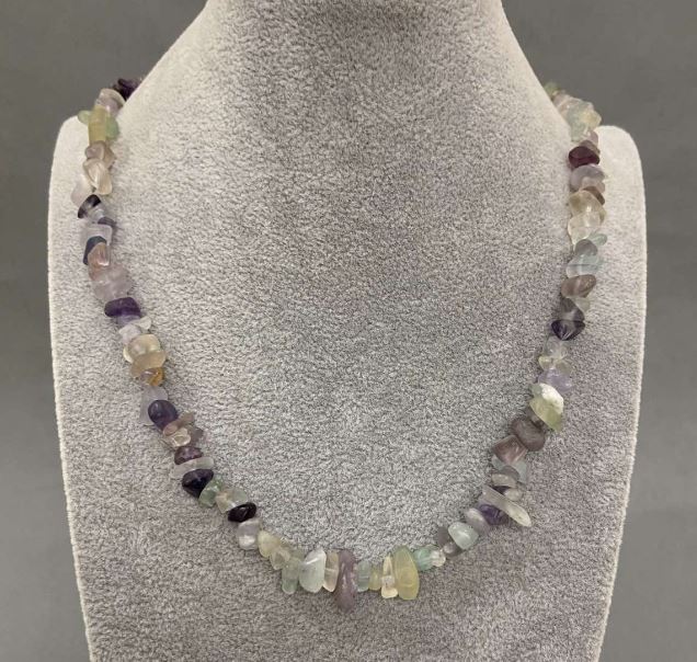 Fluorite Chip Necklace, 6-12×3-5 mm, 45 cm length, with clasp