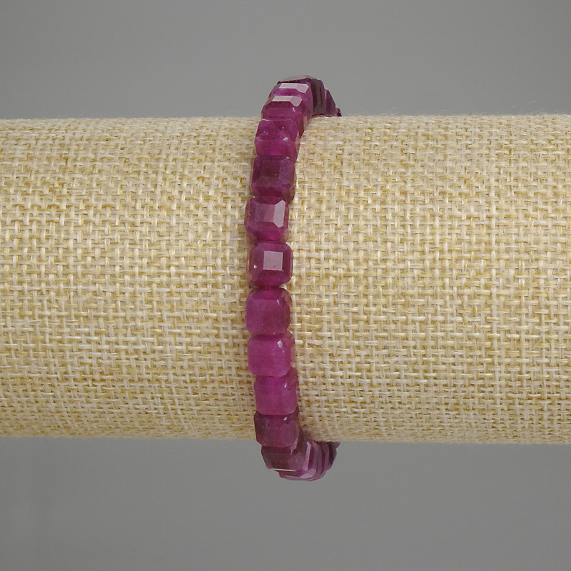 Bracelet with faceted tourmaline cube 6x6mm, length 18 cm +