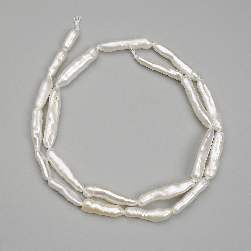 Baroque pearls with a gasoline shade 22-21, 5x4-5 mm, +-, length 39 cm+