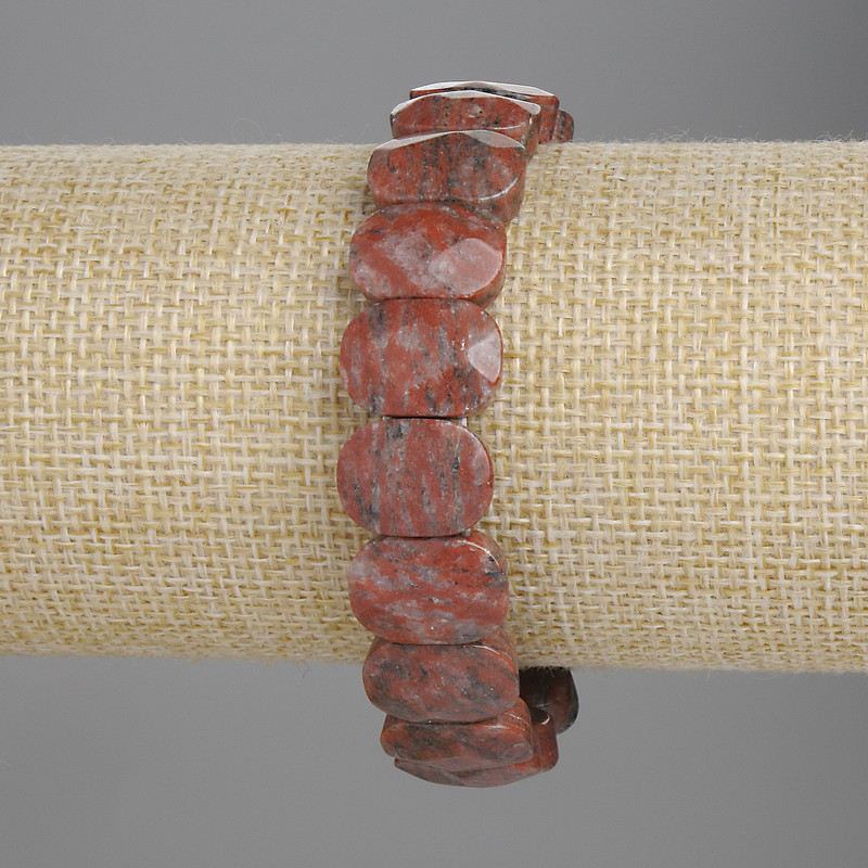 Red Jasper Bracelet, Faceted Link 15×10 mm, 18 cm Stretch