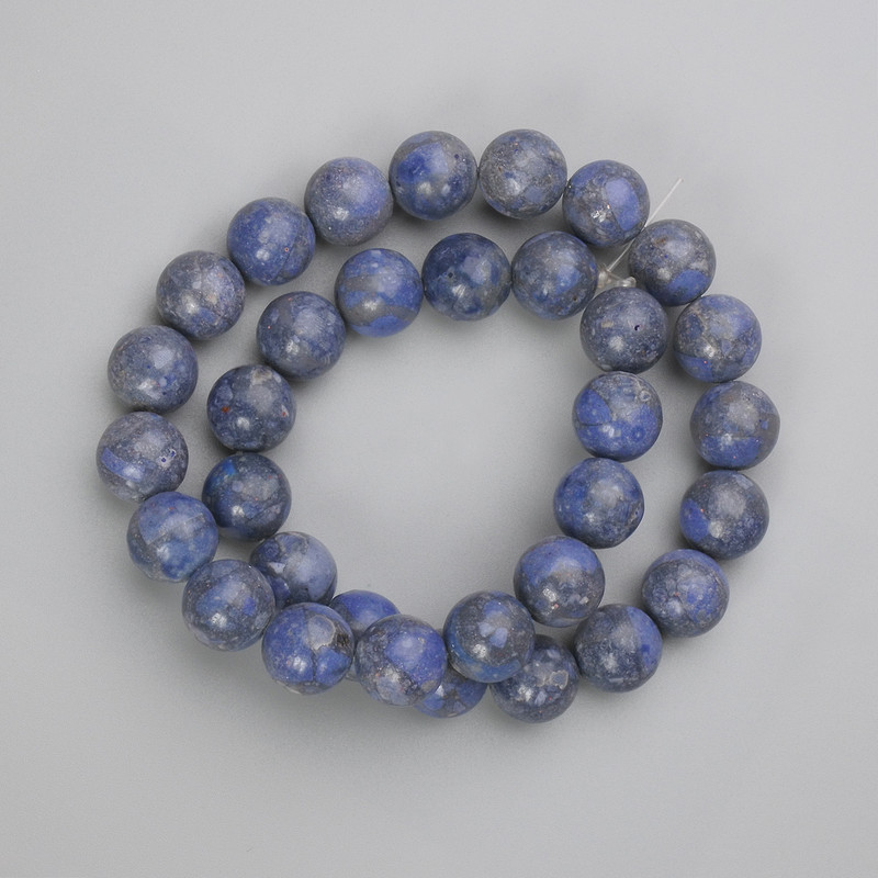 Sponge coral beads, smooth spheres, 12 mm diameter, 40 cm long on thread