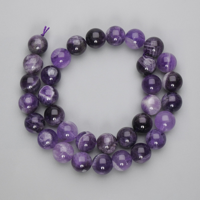 Amethyst beads, smooth round balls, 12 mm diameter, 38 cm length on thread