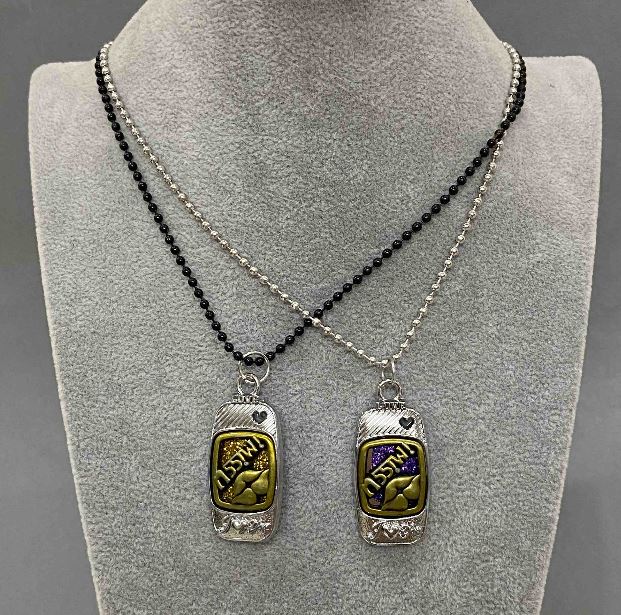 Matching friendship pendants, length 48 cm ±, pendant dimensions 40×20 mm ±