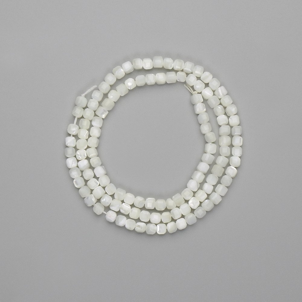 Mother-of-Pearl Faceted Cube Beads, 3x3 mm, 38 cm Length on Thread