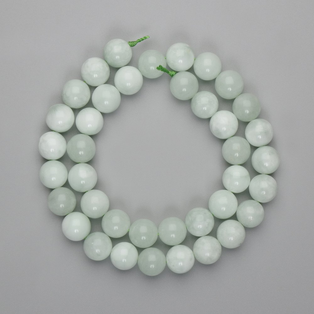 Angelite beads, smooth spheres, 10mm diameter, 39cm length on thread