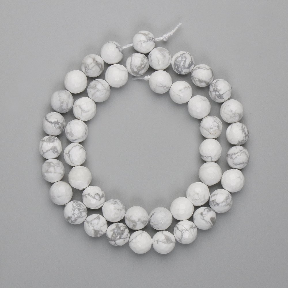 Cacholong Beads, Faceted Round, 8.5 mm Diameter, 37 cm Length on Thread