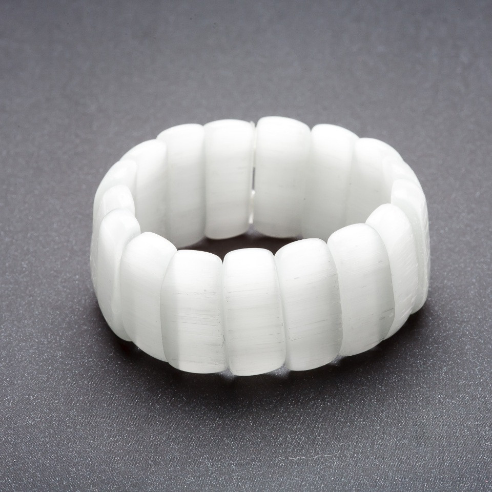 Pearl-colored Cat's Eye Bracelet on Elastic 'Link' 25×11mm