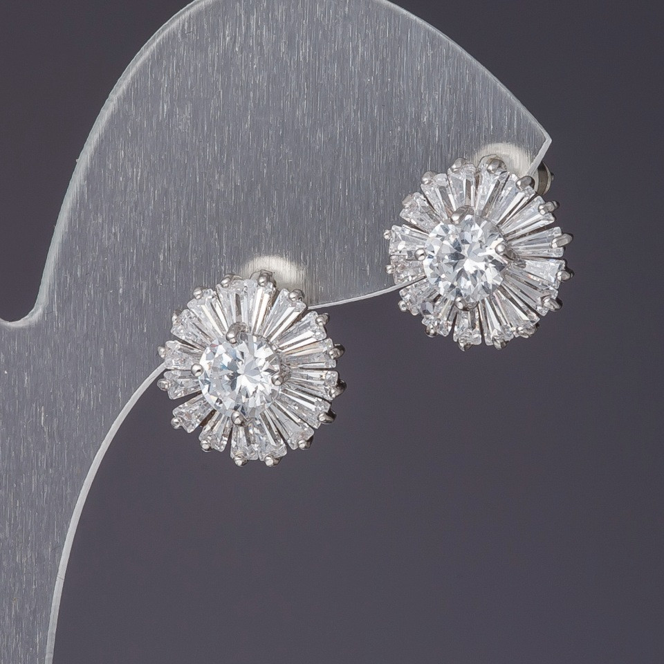 Earrings with white crystals, length 1.2 cm