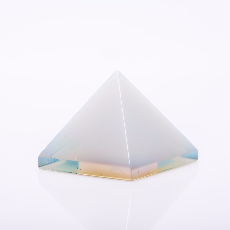 Moonstone Miniature Pyramid, height (±)25 mm, length (±)30 mm