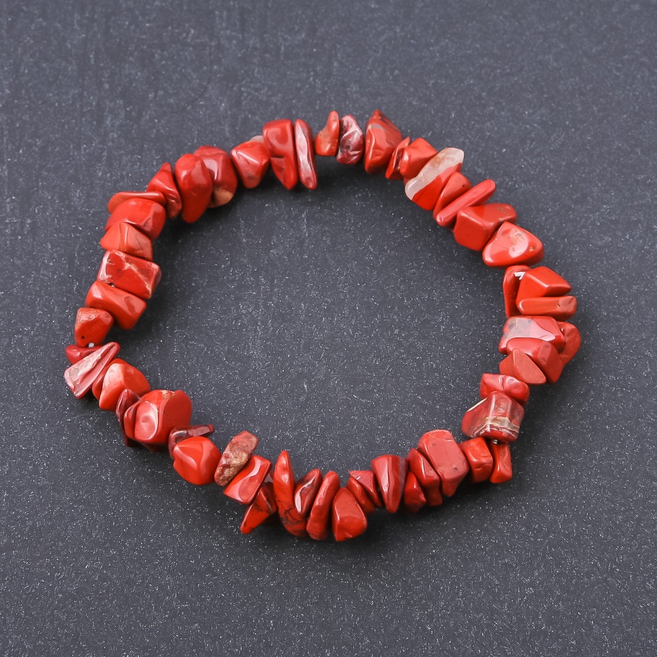 Bracelet with natural Red Jasper chips on elastic, 8 mm beads, 18.5 cm circumference