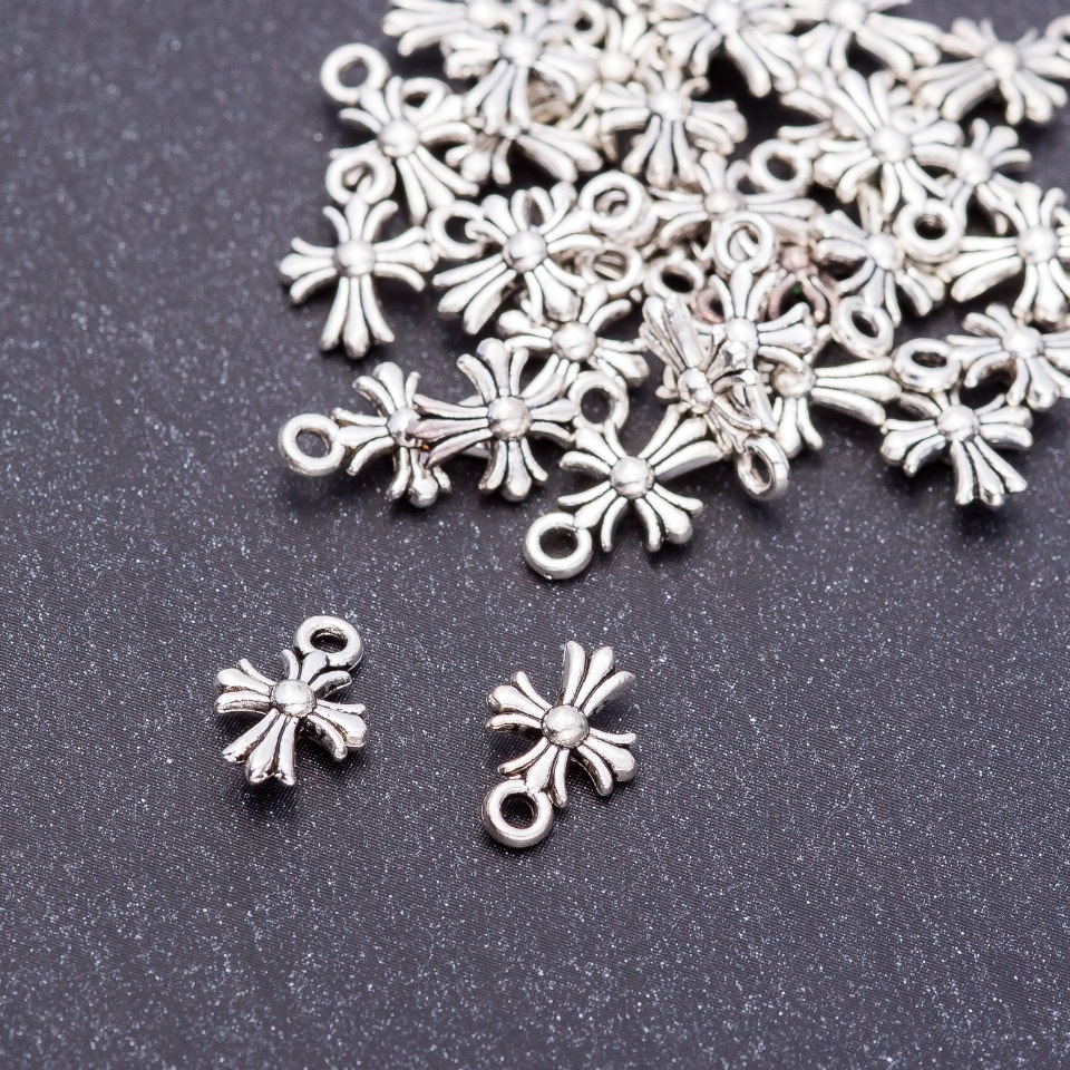 Cross Pendant Hardware, diameter 8mm, length 12mm, packaging 20 g ± 58 pcs