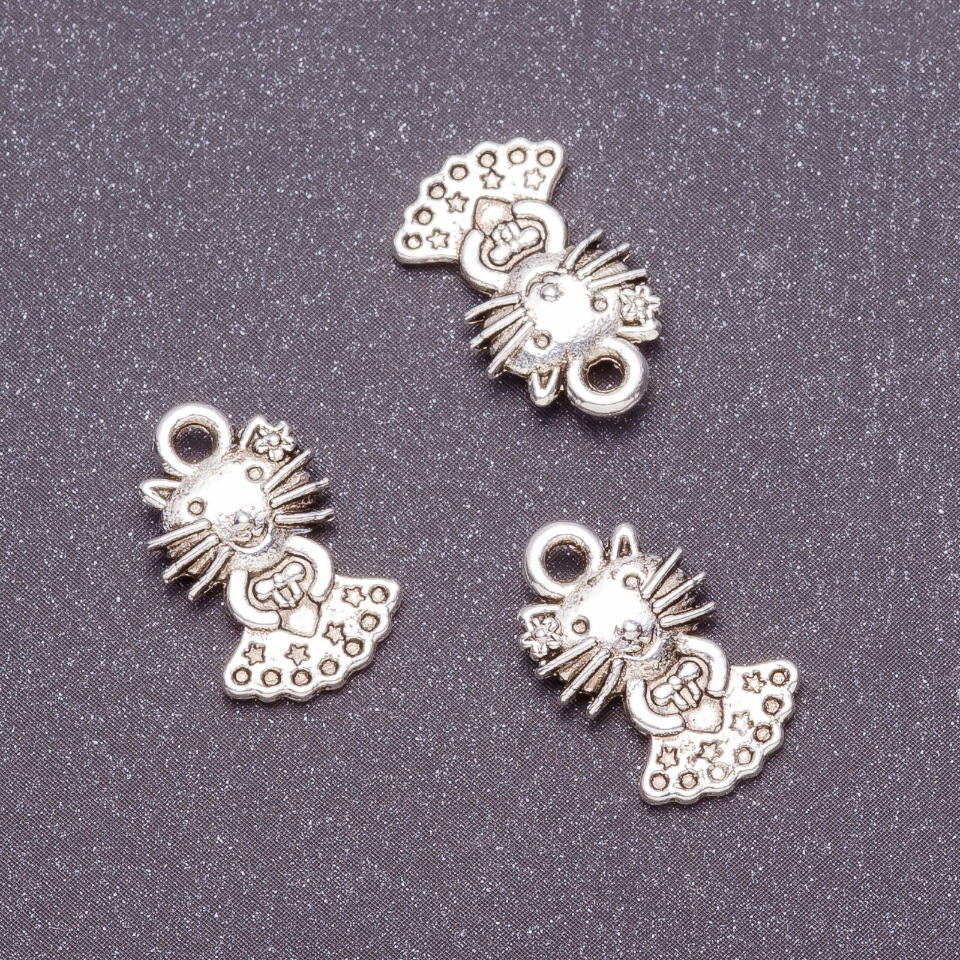 Kitty Pendant Findings, diameter 10mm, length 17mm, packaging 20 g +/- 21 pcs