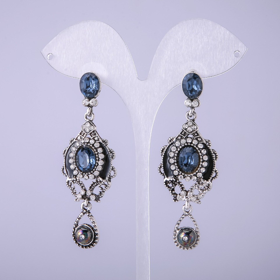 Earrings in Eastern style with blue crystals, 65 mm long