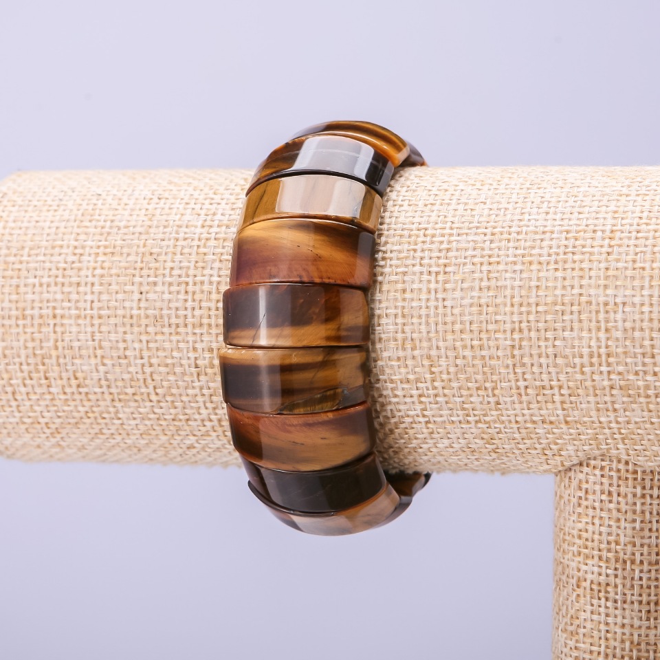 Bracelet made of natural Tiger's Eye stone, 25x11 mm link, on elastic