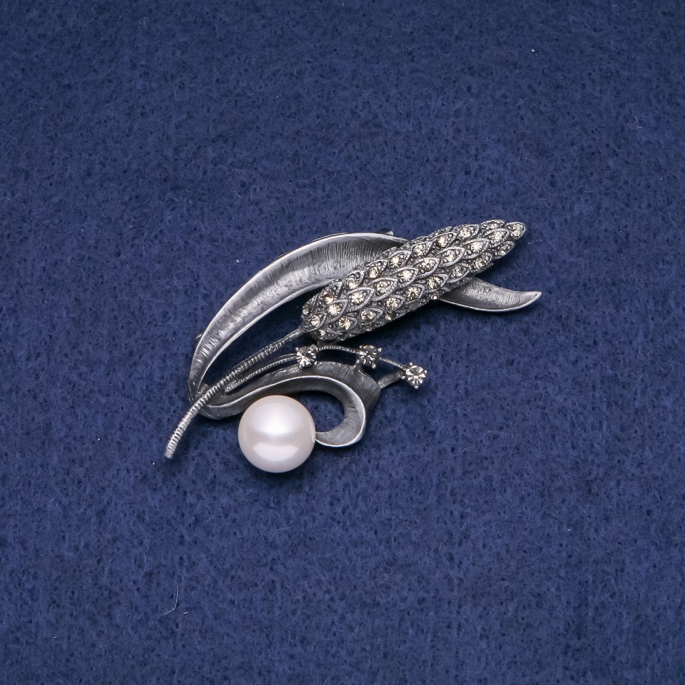 Brooch-Pendant Corn Ear with White Majorca Pearls, 68x30mm