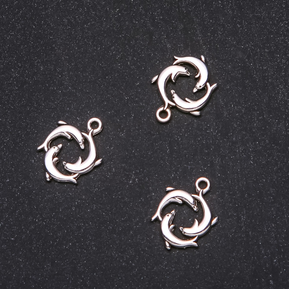 Pendant Finding Dolphins Trio 15x20mm, packaging 20 g, ±13 pcs