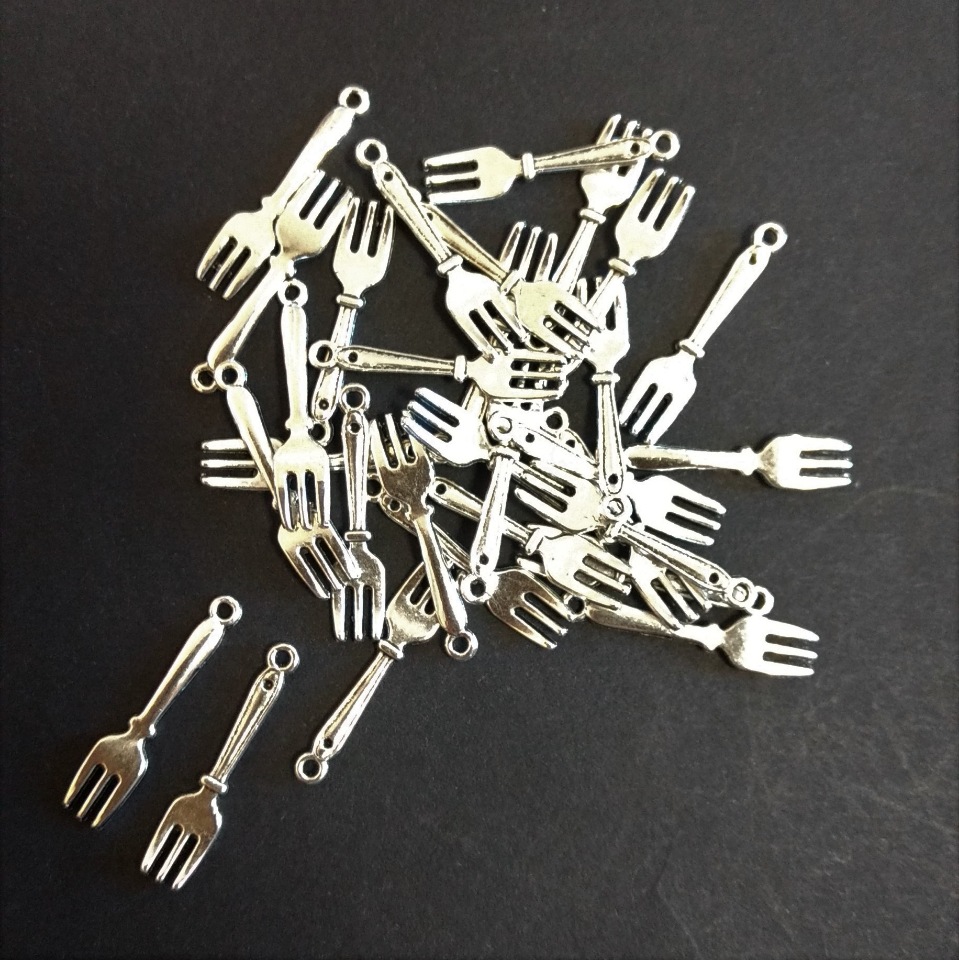 Fork Pendant Fittings 27×6mm packaging 20 g ± 30 pcs