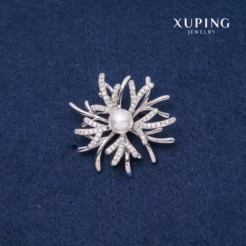 Xuping Brooch Winter Flower 40mm Rhodium