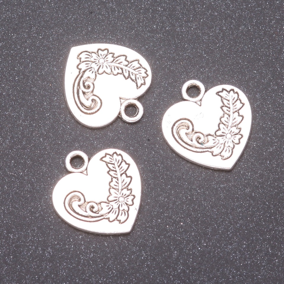 Heart Pendant, 14×16 mm, inner diameter 1.8 mm, 8 mm faceted, 20 g +/- 11 pcs