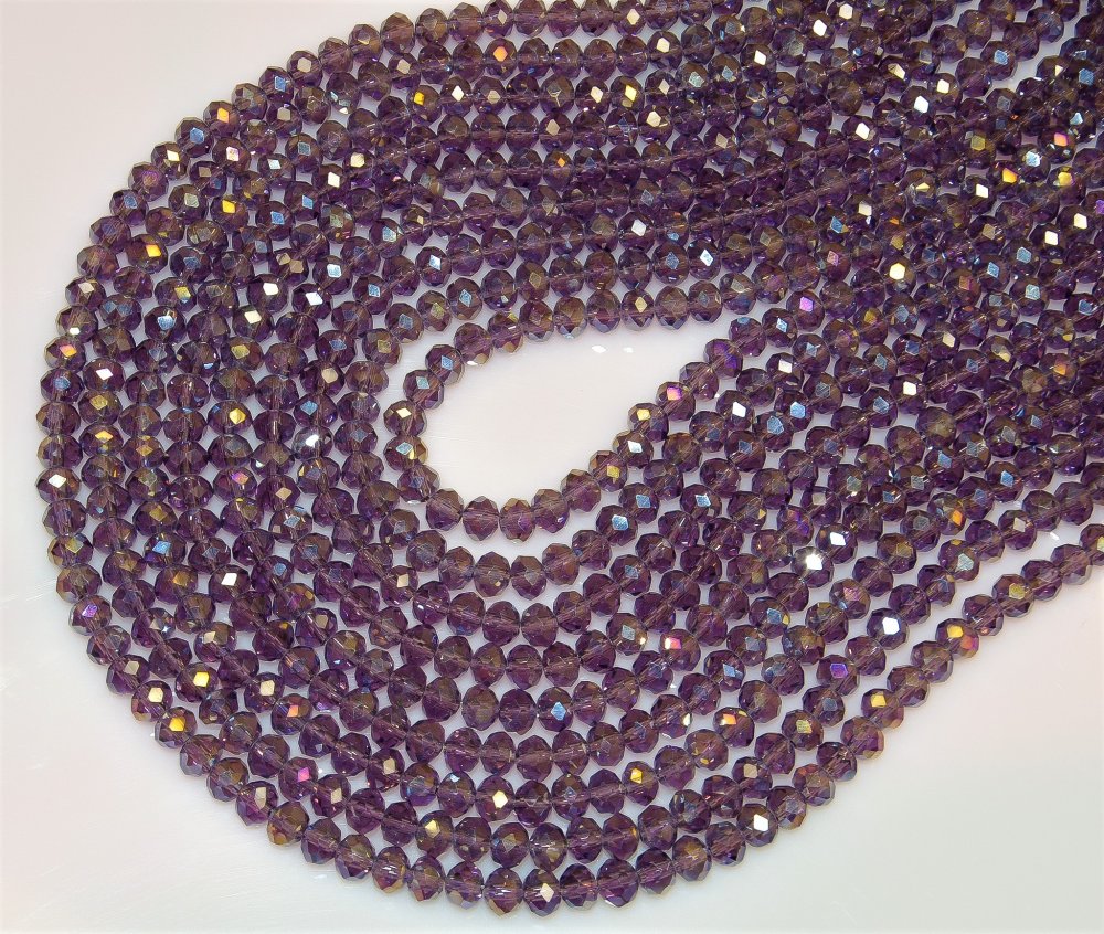 Beads Czech Crystal, transparent light purple with a gasoline finish 'rondelle', diameter 6x4mm, on a thread, length 40cm