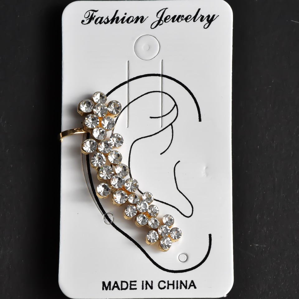 Yellow metal ear cuff, 40mm length