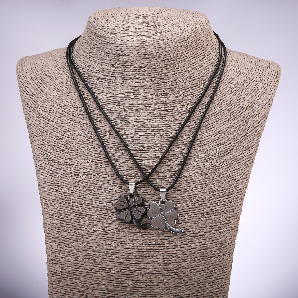 Pair of friendship pendants 'Four-Leaf Clover', length 42–48 cm, pendant diameter 23×25 mm