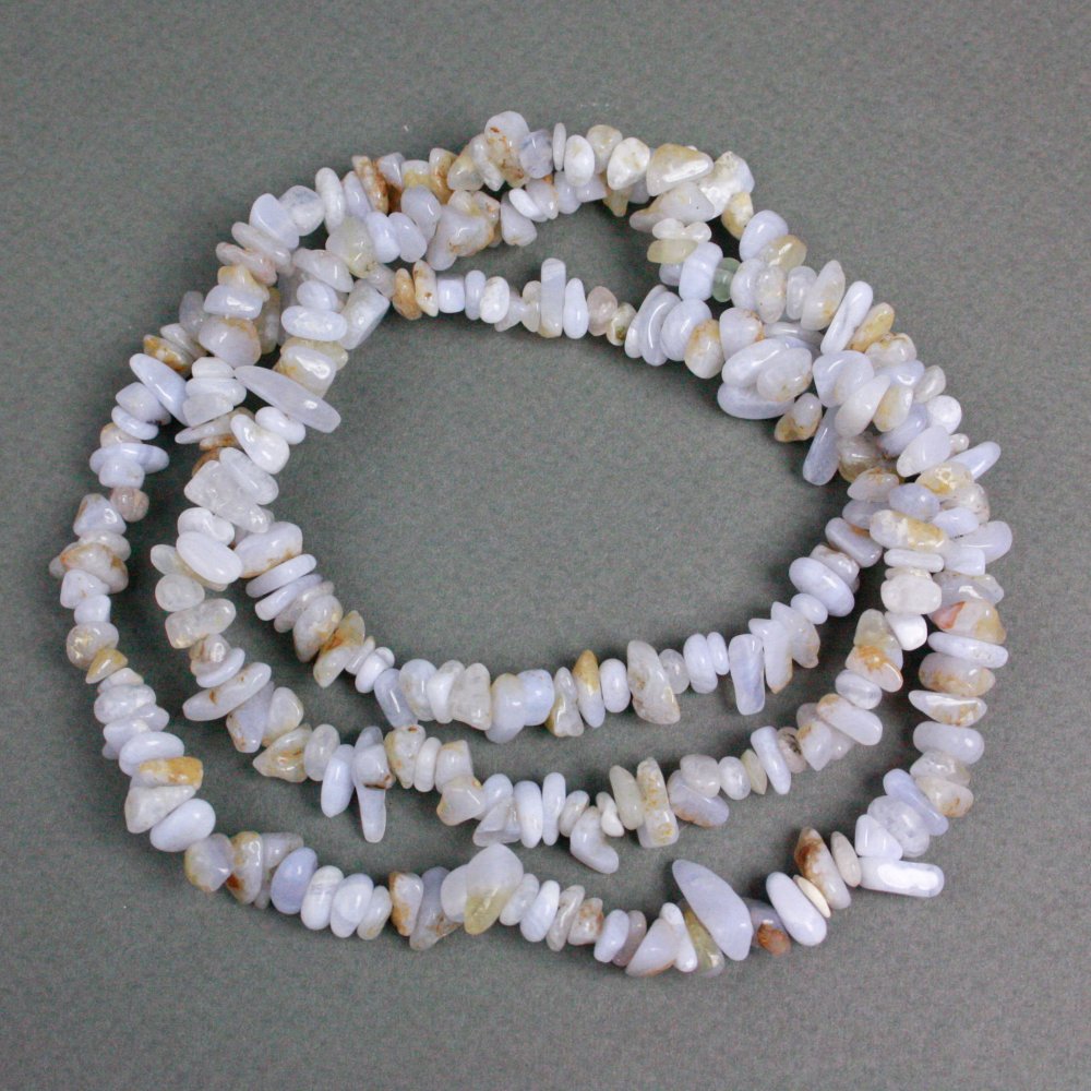 Blue Agate Beads (Blue Chalcedony, Sapphirine) natural stone chips, diameter 10x6-7x3 mm, ± length 80 cm on a thread