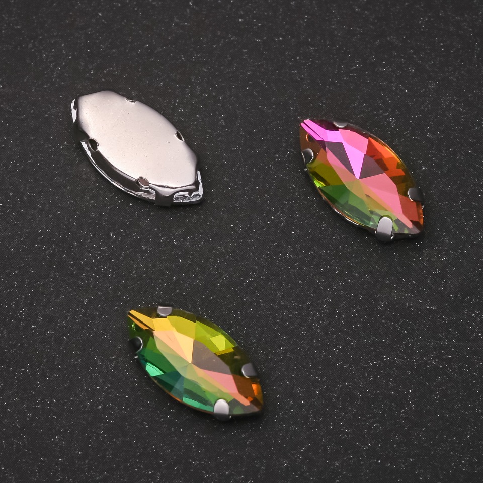 Price per pack / 10 pcs. Sew-on Crystal in Cap Oval 7×15 mm Pink-Green