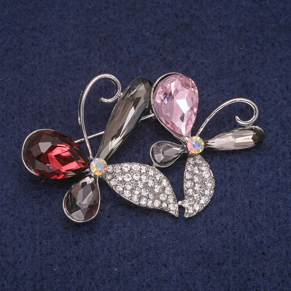 Brooch 'Flower in Crystals', Silver-Toned Metal 34 × 51 mm