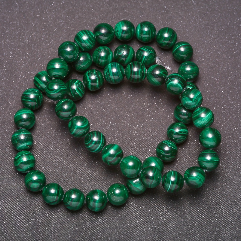 Natural Malachite Beads, Smooth Round Bead, 8 mm Diameter, 38 cm Length