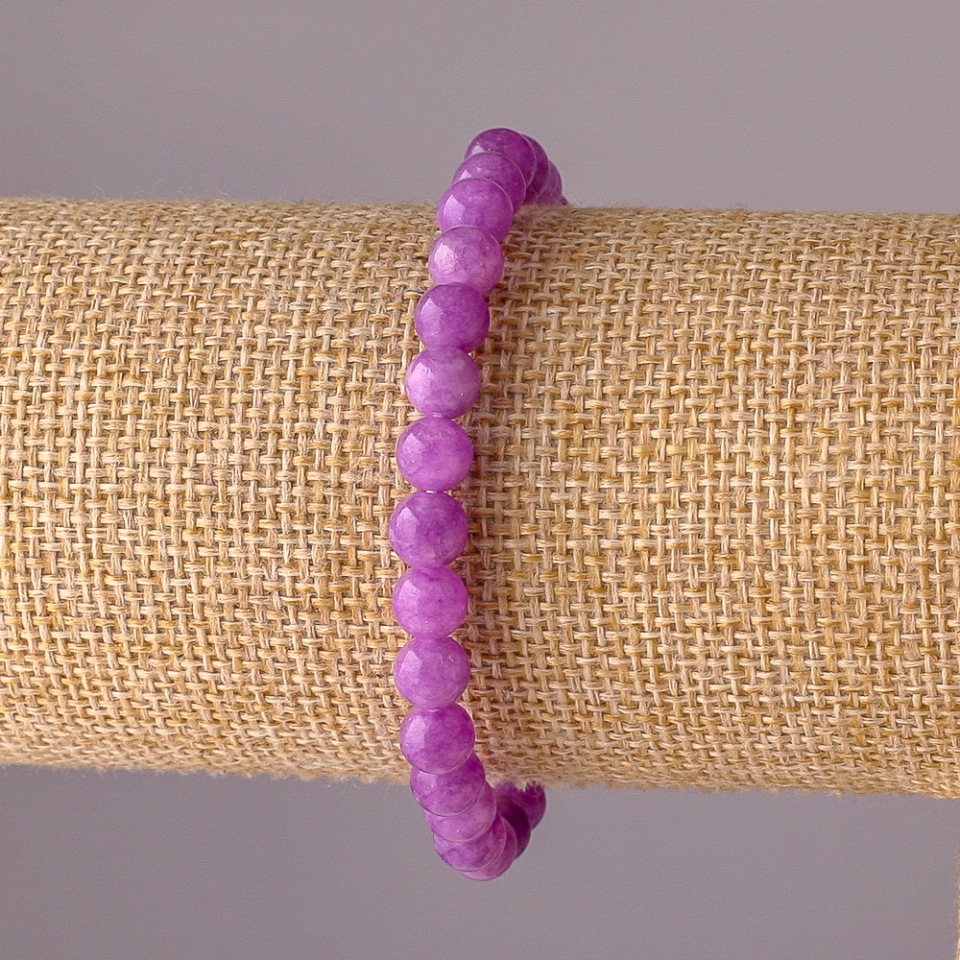 Amethyst-Toned Quartz Bracelet on Elastic Cord, Smooth Beads, 6mm Diameter, 18cm Circumference