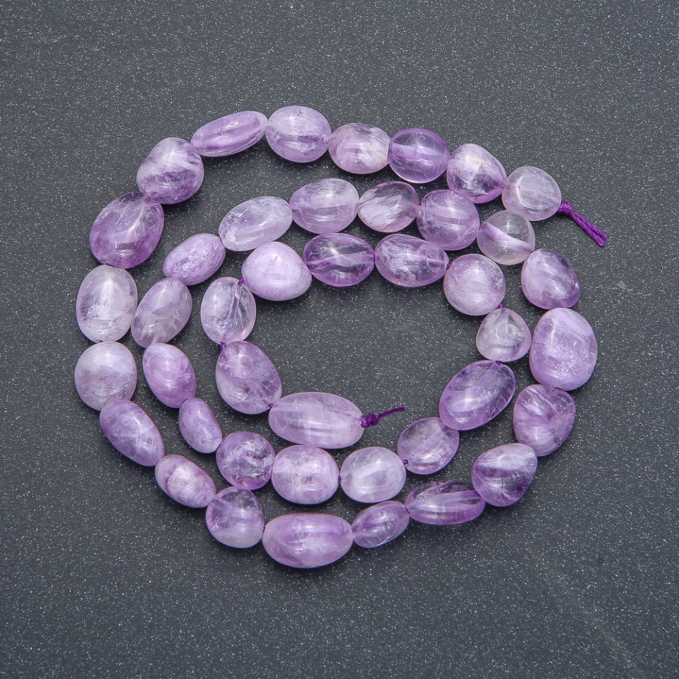 Beads on a thread of natural amethyst briolette, 8x6 mm diameter, 41 cm length +