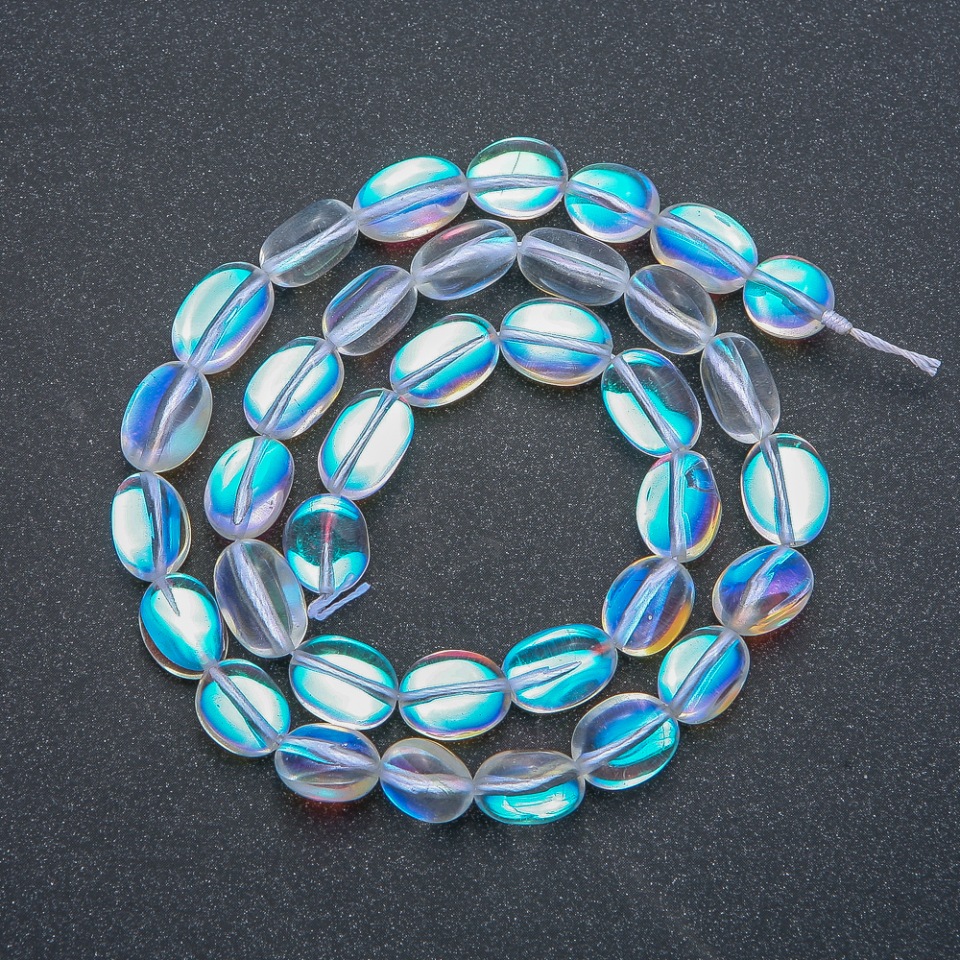 Beads on a Thread Opal Glass White Chameleon Lentil-Shaped 10×7 mm, 40 cm Length +