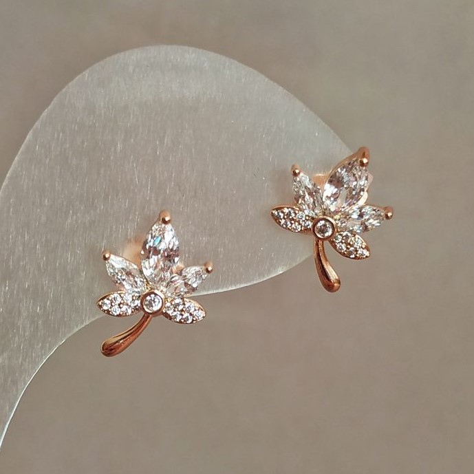 Leaf Stud Earrings Xuping, 18K Gold Plating with White Rhinestones and Crystals, Diameter 15×10 mm +