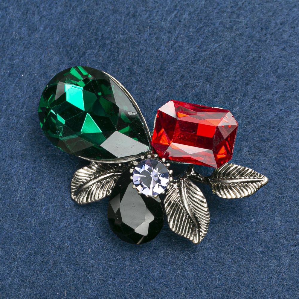 Leafy Brooch in Silver-Tone Metal with Crystals 55x35 mm +