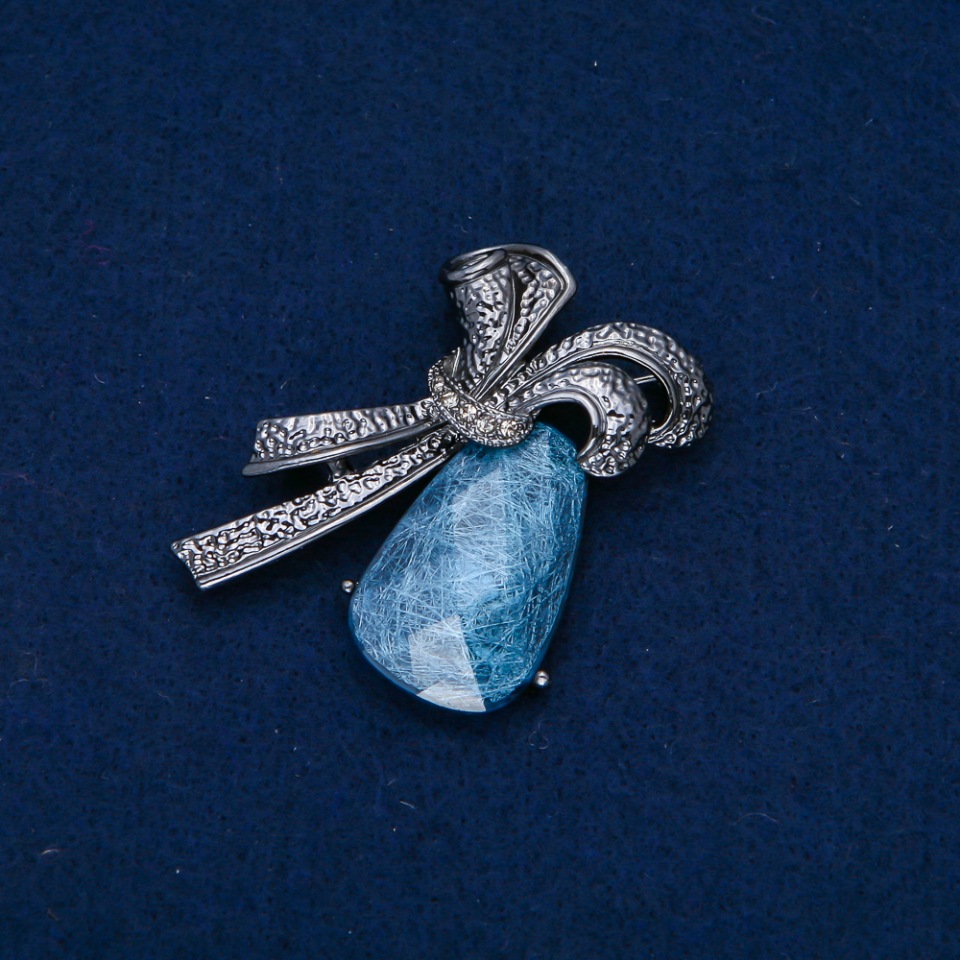 Accent Brooch with Aquarium Effect 50x35 mm Silvery Metal