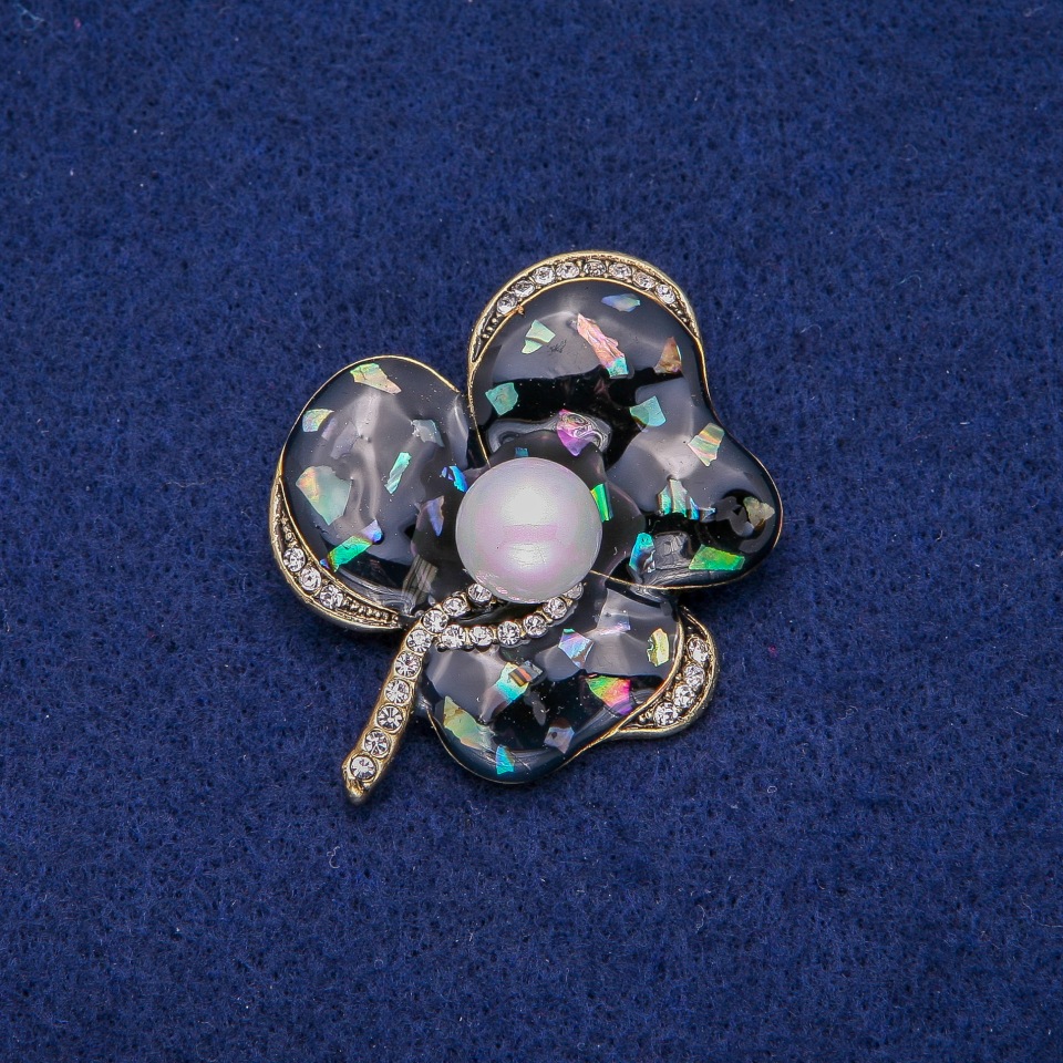 Brooch 'Flower' with Haliotis nacre and crystals 41x51mm, gold-tone metal