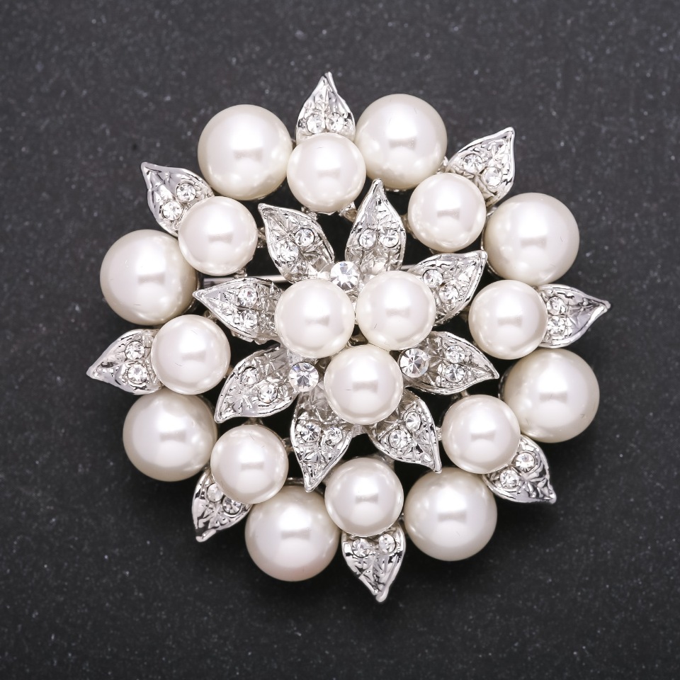 Pearl Brooch 'Flower' color 'White Silver' 55mm